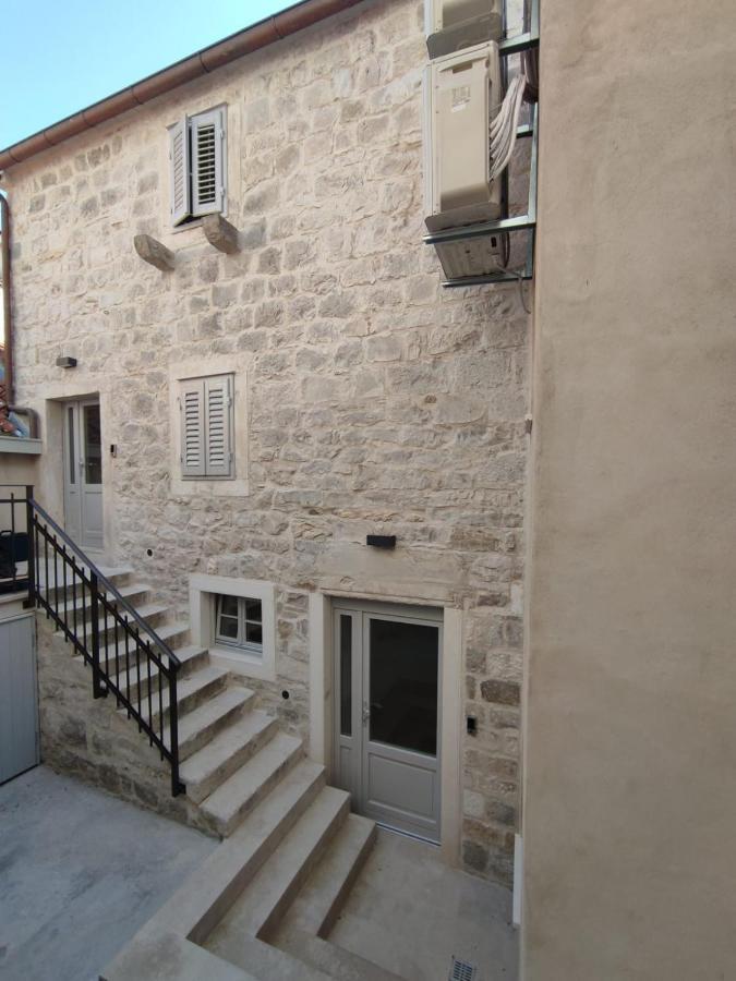 Radunica Old Town - Studio Apartment 3 Split Buitenkant foto